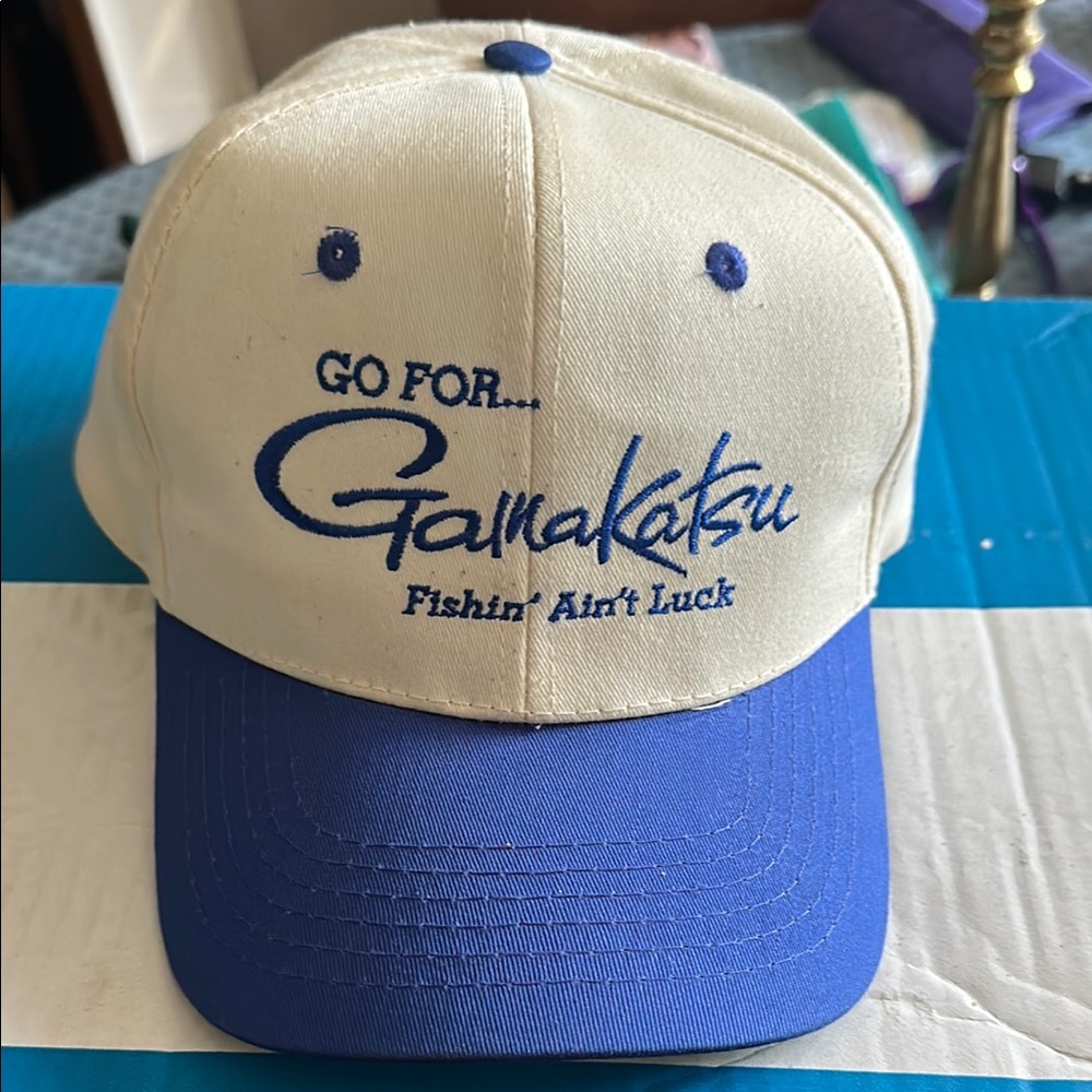 Vintage Blue and White Men's Hat